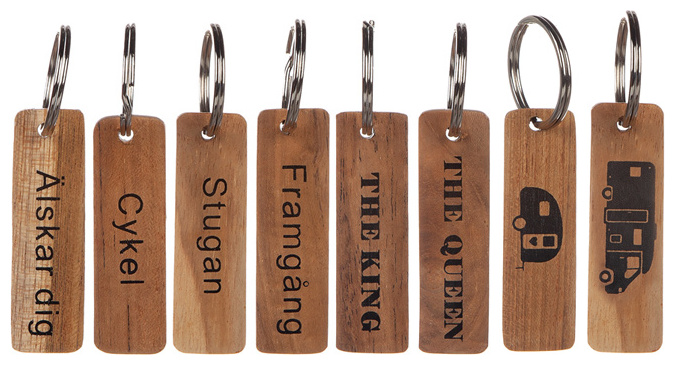 Nyckelring i trä The Queen